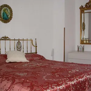https://casa-del-ciliegio.it-tuscanyhotel.com