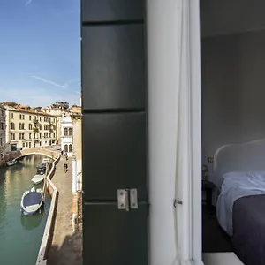 https://residenza-colombina.hotelinveneto.com